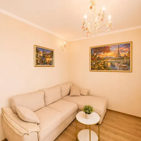 Apartment City Center Boutique Apartment - Walk Everywhere *