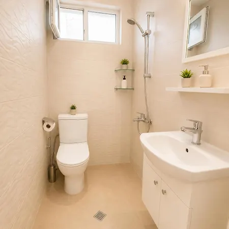 City Center Boutique Apartment - Walk Everywhere Plowdiw
